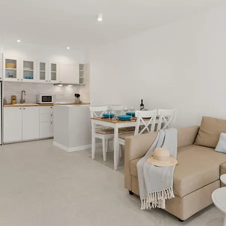 Apartmán Obsidian Neptuno Seafront And Pool *